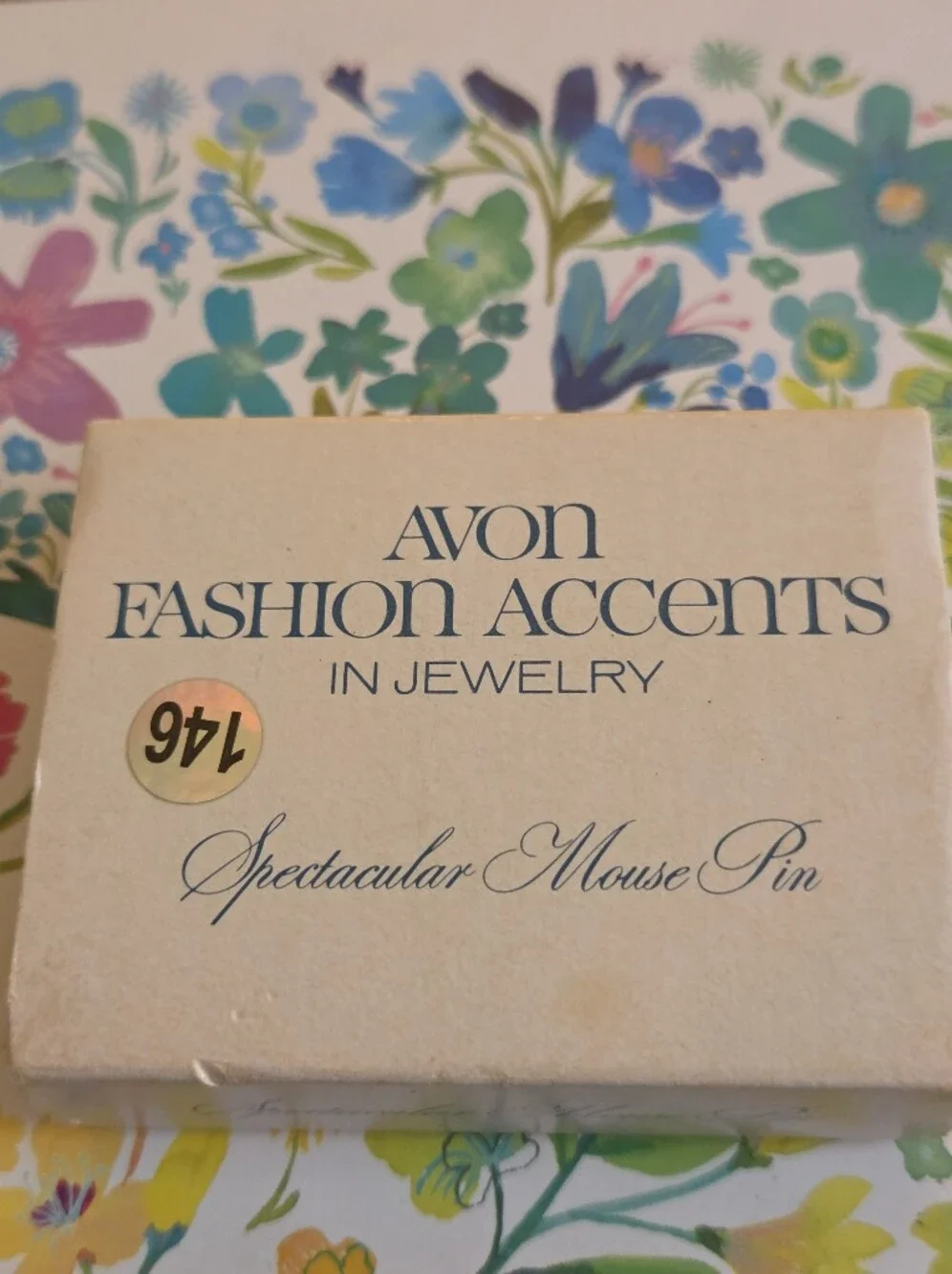 Vintage Avon Mouse Brooch